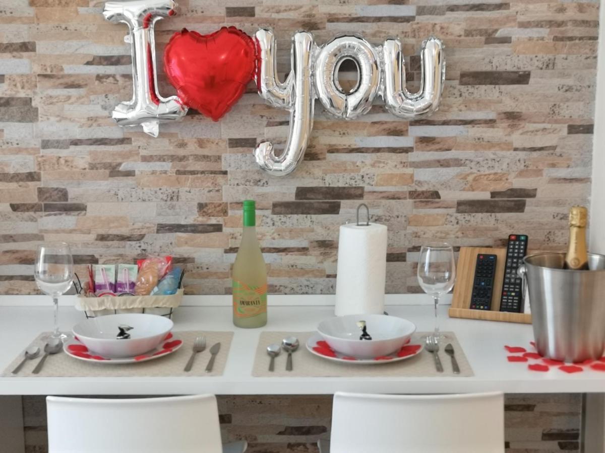 Eres Emerita "Apartamentos & Suites" Merida Bagian luar foto