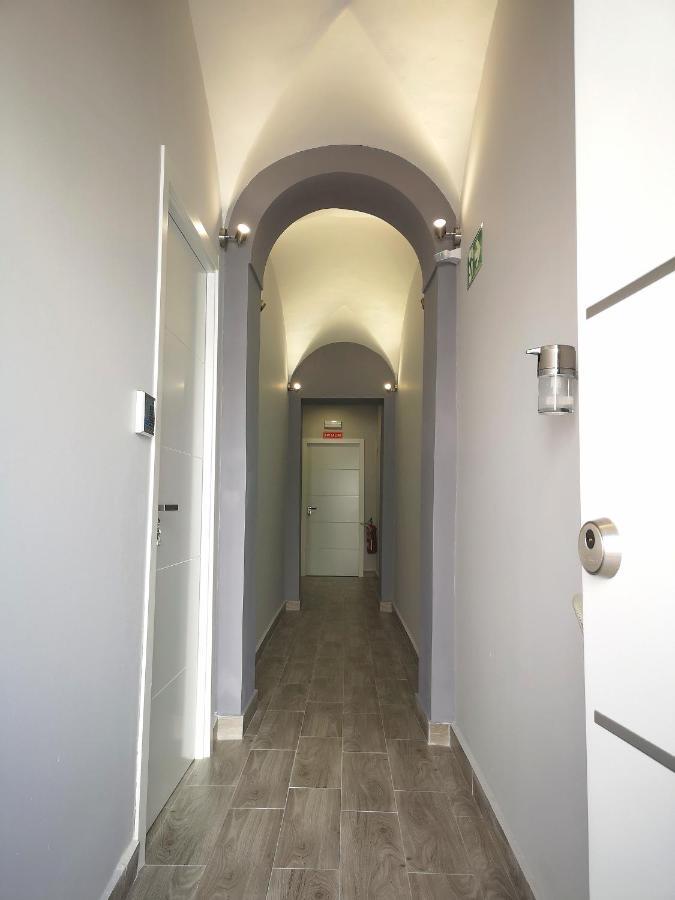 Eres Emerita "Apartamentos & Suites" Merida Bagian luar foto