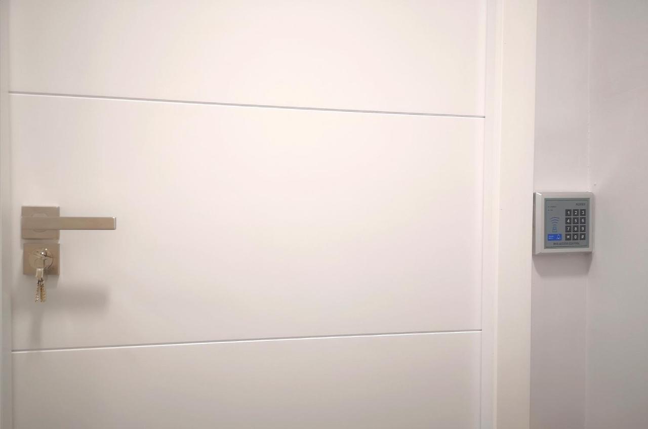 Eres Emerita "Apartamentos & Suites" Merida Bagian luar foto