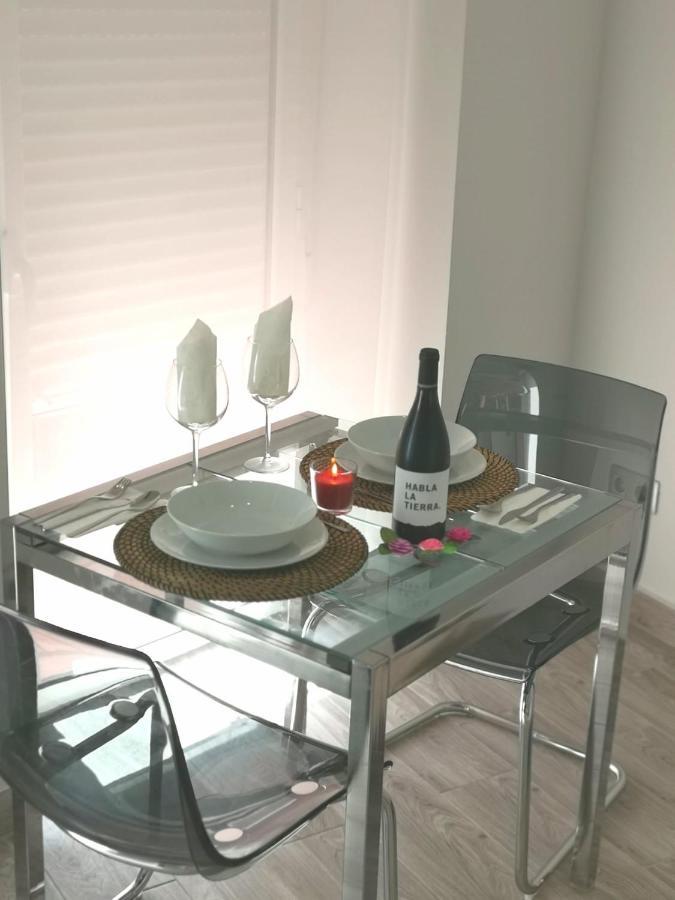 Eres Emerita "Apartamentos & Suites" Merida Bagian luar foto